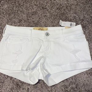 white low rise hollister shorts